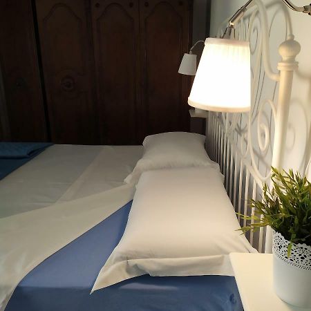 La Pigna Bianca Room&Breakfast Santo Stefano di Camastra Eksteriør billede